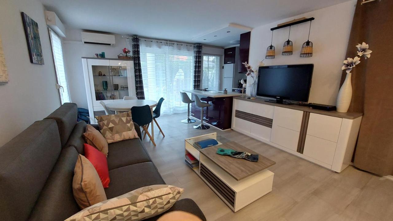 Charmant Appartement Residentiel Avec Terrasse, Jardin Privatif Et Piscine A Cannes Канны Экстерьер фото