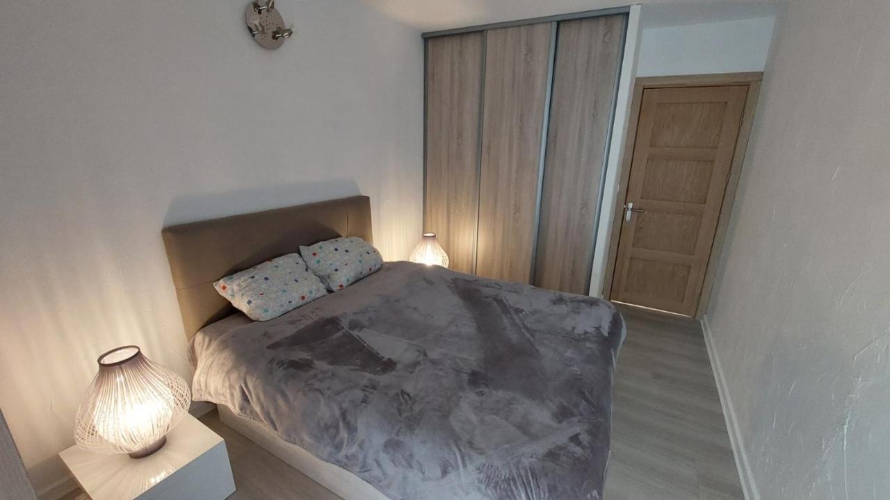 Charmant Appartement Residentiel Avec Terrasse, Jardin Privatif Et Piscine A Cannes Канны Экстерьер фото