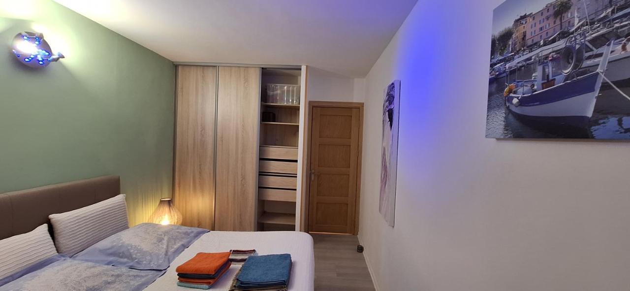 Charmant Appartement Residentiel Avec Terrasse, Jardin Privatif Et Piscine A Cannes Канны Экстерьер фото