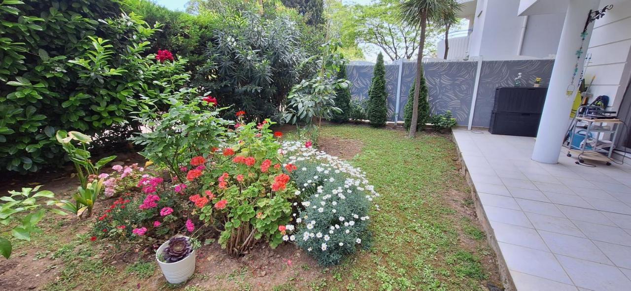 Charmant Appartement Residentiel Avec Terrasse, Jardin Privatif Et Piscine A Cannes Канны Экстерьер фото