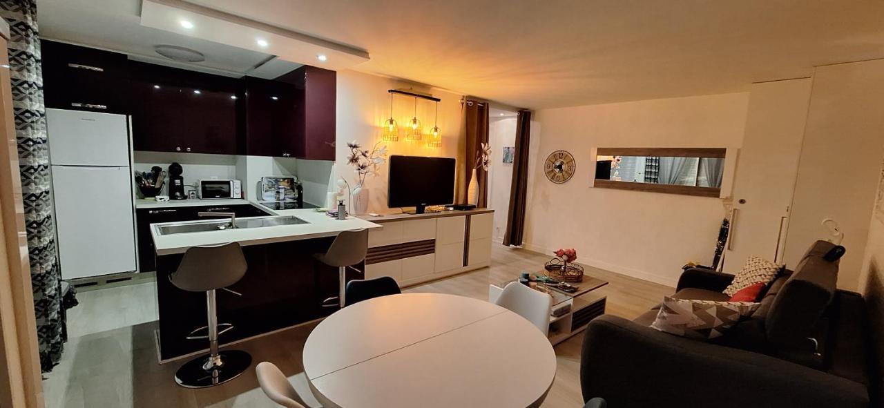 Charmant Appartement Residentiel Avec Terrasse, Jardin Privatif Et Piscine A Cannes Канны Экстерьер фото