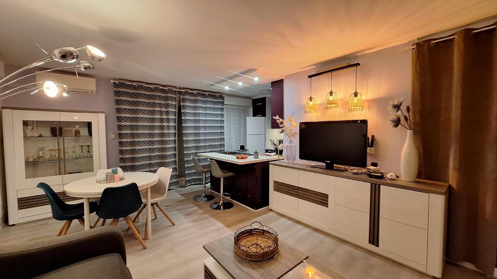 Charmant Appartement Residentiel Avec Terrasse, Jardin Privatif Et Piscine A Cannes Канны Экстерьер фото